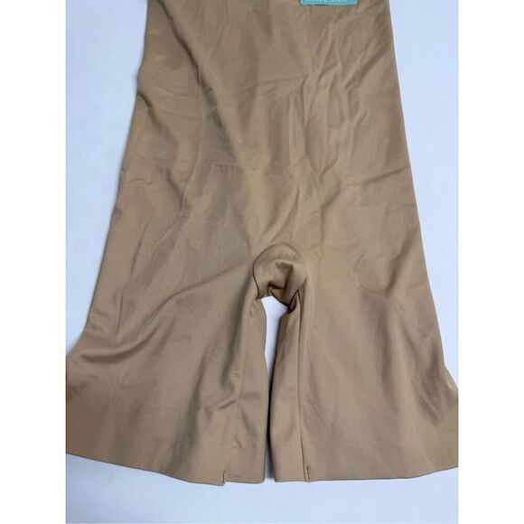 NWT ASSETS By Sara Blakely High Waist Mid Thigh Body Firmer Tan Size L - Picture 2 of 9